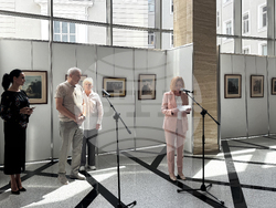 Народно събрание - Василий Мироненко - изложба