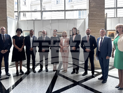 Народно събрание - Василий Мироненко - изложба