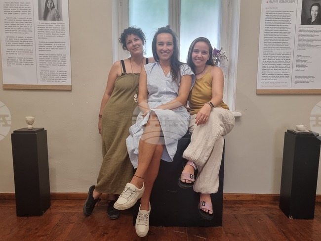 В Къщата на художниците в Плевен се открива изложба на керамика Connection over 1000 degrees