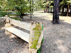 Самоков - Туристическа градина - пейки