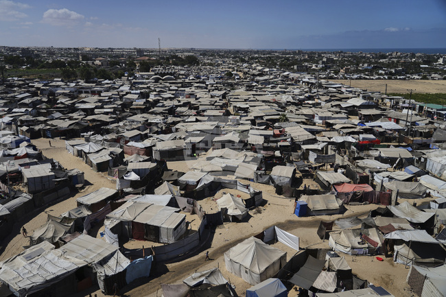 “Хамас” засилва присъствието на силите си за сигурност в ивицата Газа, пише саудитският вестник “Аш Шарк ал Аусат”
