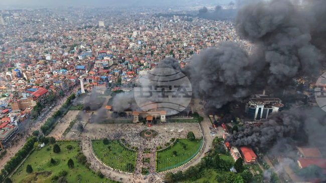 Бунтовете в Непал засилиха геополитическата нестабилност в Южна Азия