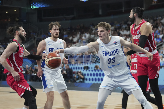 Финландия вкара 17 тройки в коша на Грузия и се класира за пръв път на полуфинал на европейско първенство по баскетбол