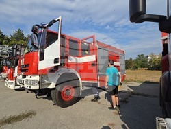 Ловеч - пожарна - отворени врати - демонстрация