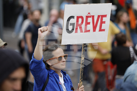 France Block Everything