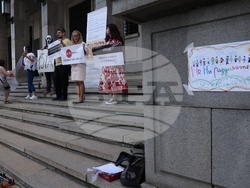 София - „Училището не е църква, нито джамия!“- протест