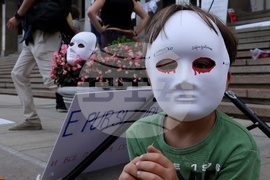 София - „Училището не е църква, нито джамия!“- протест