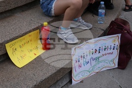 София - „Училището не е църква, нито джамия!“- протест