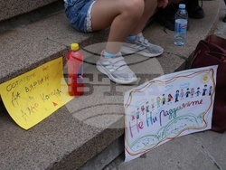 София - „Училището не е църква, нито джамия!“- протест