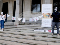 София - „Училището не е църква, нито джамия!“- протест