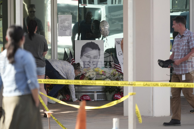 Американските власти все още не са идентифицирали публично заподозрян за убийството на влиятелния консервативен активист Чарли Кърк