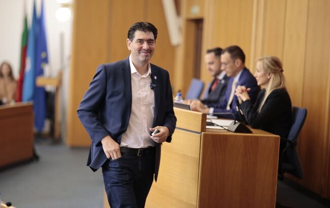 Иван Таков, БСП: Връщането на доверието на гражданите в институциите на общинската власт е приоритет №1 в СОС