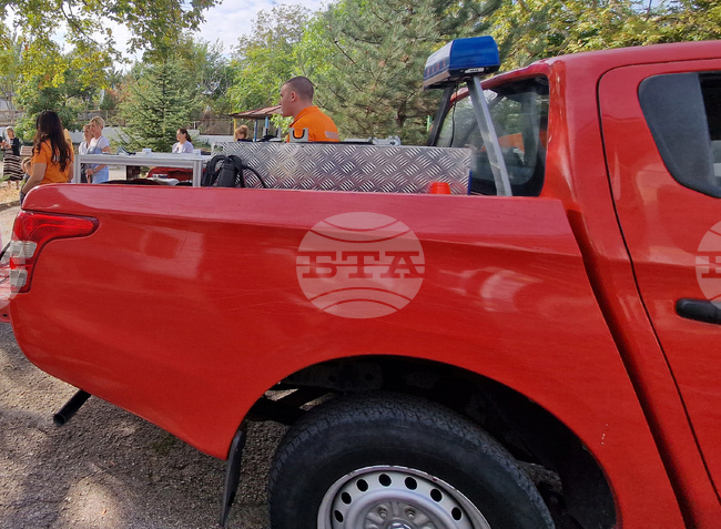 Децата от градина „Ян Бибиян“ участваха с пожарникари и доброволци в демонстративно учение за реакция при пожар