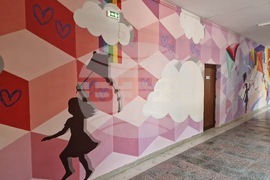 Велико Търново -  Средно училище „Емилиян Станев“ - стенопис - откриване