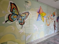 Велико Търново -  Средно училище „Емилиян Станев“ - стенопис - откриване