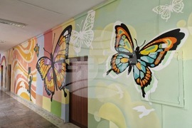 Велико Търново -  Средно училище „Емилиян Станев“ - стенопис - откриване