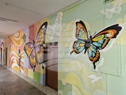 Велико Търново -  Средно училище „Емилиян Станев“ - стенопис - откриване