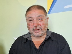 Велико Търново -  Средно училище „Емилиян Станев“ - стенопис - откриване