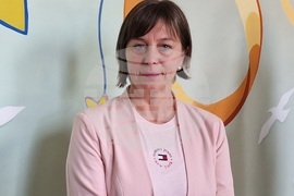 Велико Търново -  Средно училище „Емилиян Станев“ - стенопис - откриване