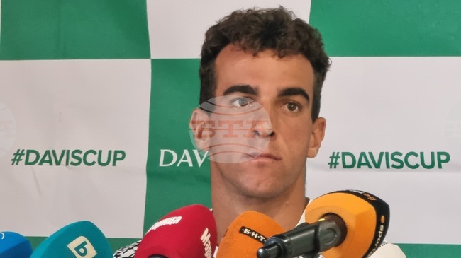 "Надявам се тази година да продължим с успехите и да се изкачим в по-горна група", каза тенисистът Янаки Милев