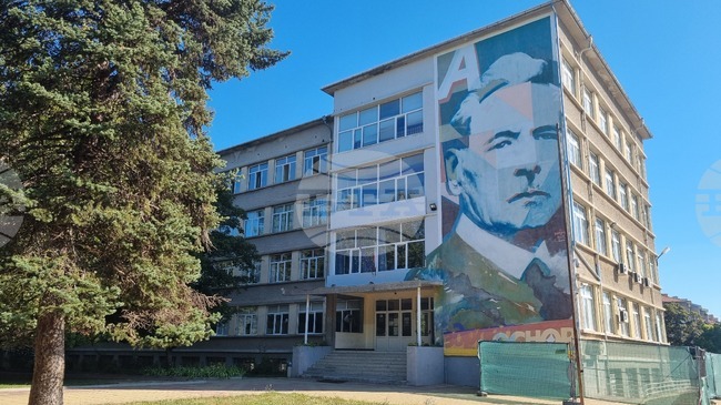 Второ Средно училище „Проф. Никола Маринов“ в Търговище разширява чуждоезиковото обучение и с китайски език