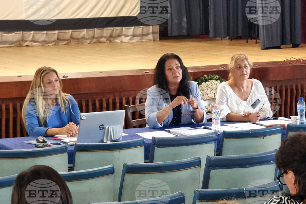 Хората от Аврен предлагат да се разпространи информация за въвеждане на еврото в пенсионерските клубове в селата