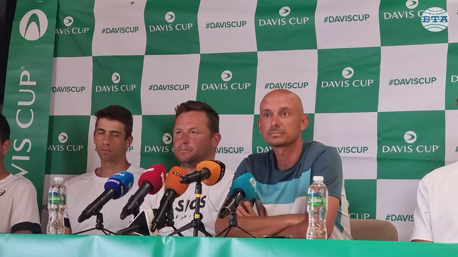 "Очаква ни нелек мач, но имаме шансове да спечелим", заяви капитанът на България Валентин Димов