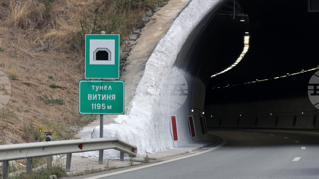 Тунел "Големо Бучино" е бил без осветление в продължение на 26 минути днес, съобщи ЕРМ Запад