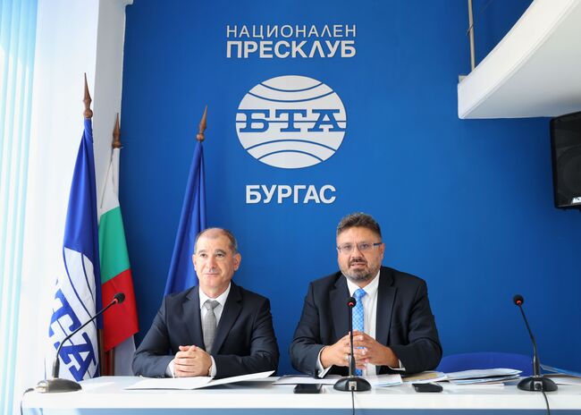 БТА и Бургаски държавен университет "Проф. д-р Асен Златаров" подписаха договор за сътрудничество 