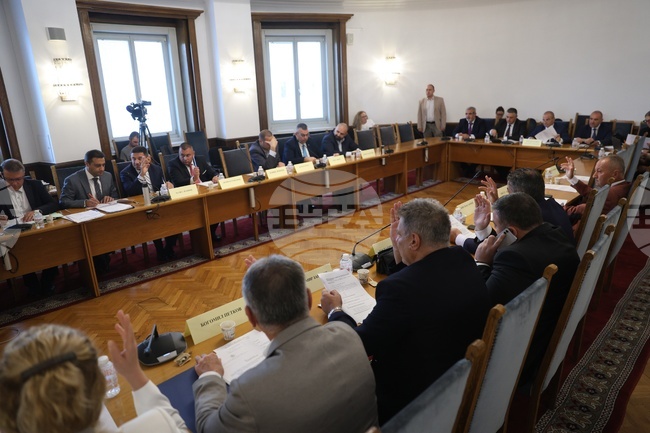 Комисията по транспорт подкрепи промени в Закона за железопътния транспорт, свързани с непълното транспониране на европейска директива