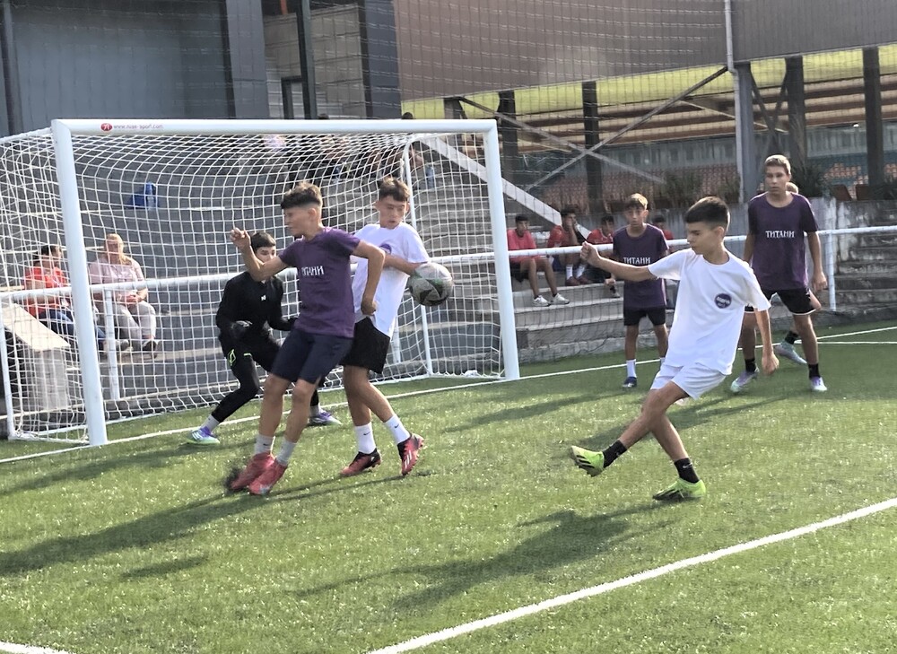 Футболна магия на Градския стадион в Ловеч