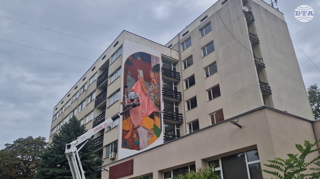 Искаме да върнем познанието чрез красивите картини в атмосферата на Студентски град, каза пред БТА Деляна Ангелова