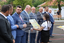 Село Крупник - обновено училище - откриване