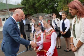 Село Крупник - обновено училище - откриване