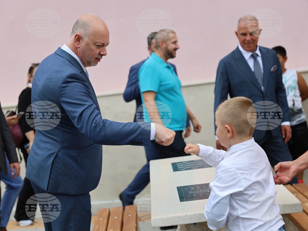 Село Крупник - обновено училище - откриване