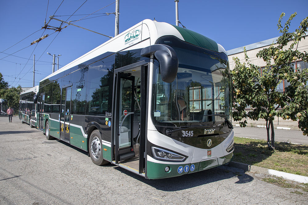 Община Стара Загора: Обходният маршрут на 3 автобусни линии по част от бул. „Славянски“ ще остане валиден и утре