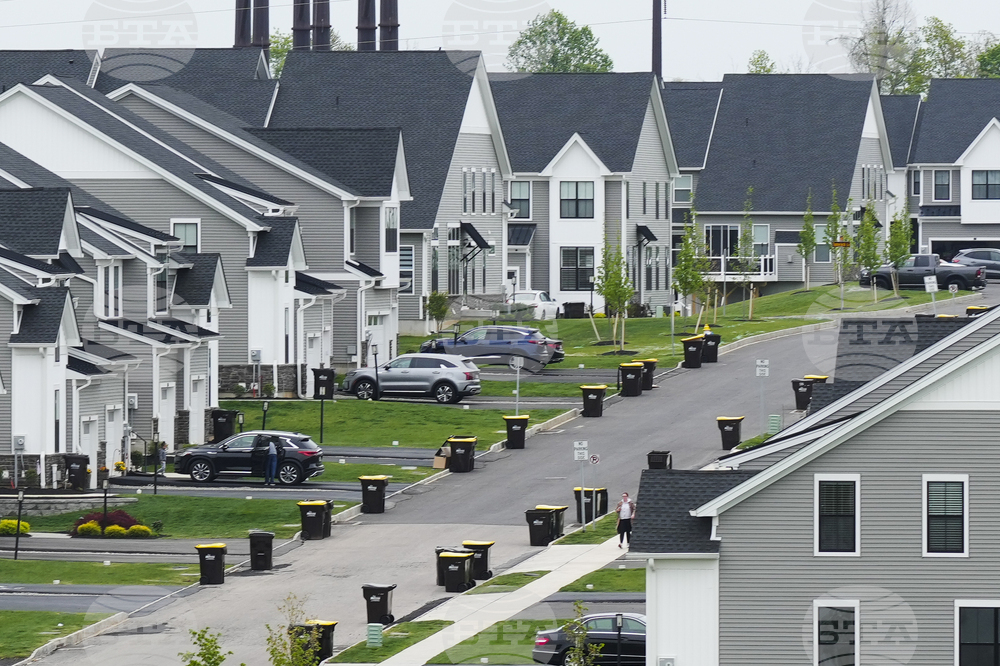Ипотечните лихви в САЩ паднаха до най-ниското си равнище от близо година, показват данни на "Фреди Мак"