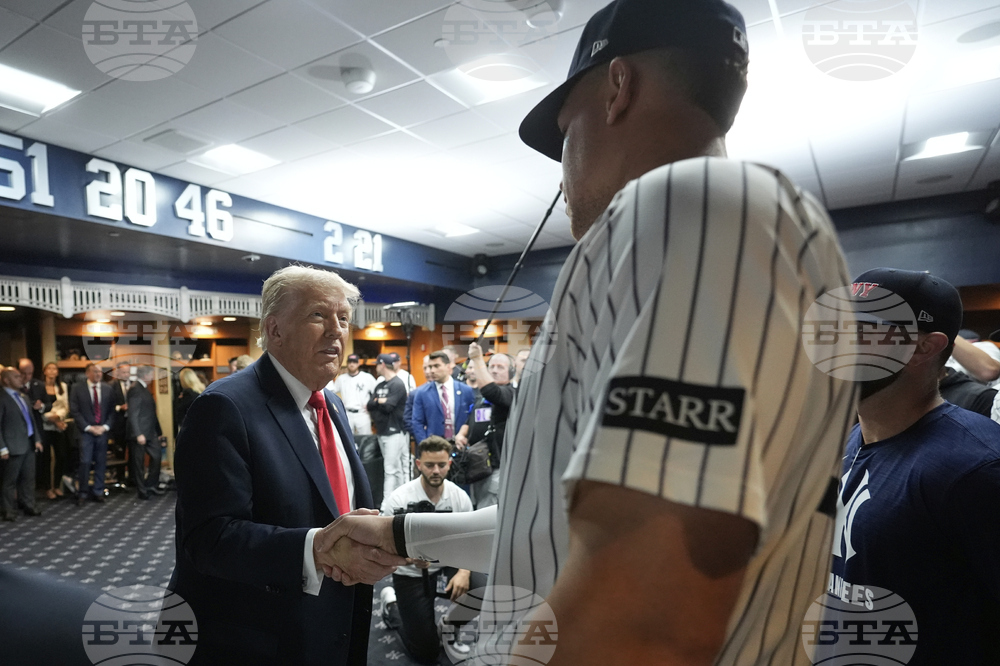 Trump Tigers Yankees Baseball