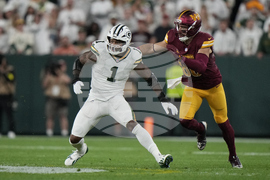 Commanders Packers Football