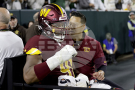 Commanders Packers Football