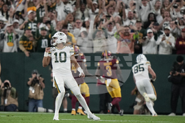 Commanders Packers Football