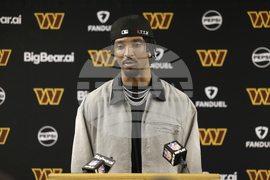 Commanders Packers Football