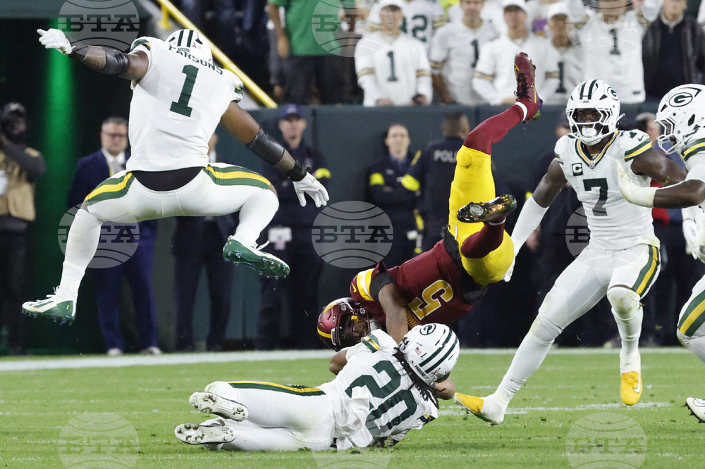 APTOPIX Commanders Packers Football