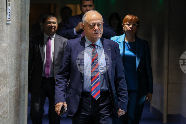 CC-DB Has Collected Necessary Signatures to Submit No-Confidence Motion over Justice
