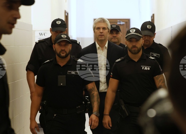 Съдът остави в ареста кмета на Варна Благомир Коцев