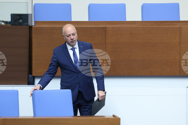 Два сериозни проблема стоят пред съвременното общество - демографията и образованието, заяви премиерът Росен Желязков