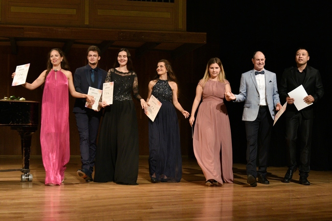 Община Сливен: С концерт на Татяна Шиварова и нейните ученици приключи втората творческа академия за таланти