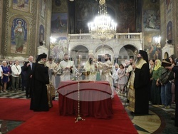 Патриаршеска катедрала „Св. Александър Невски" - паметни плочи