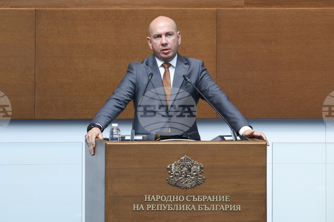 „Възраждане“ обвини МВнР и премиера в избирателна дипломация заради случая със задържания в Украйна български гражданин