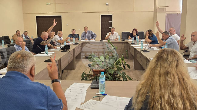 Отчет на работата си през първото шестмесечие ще разгледат общинските съветници в Роман 